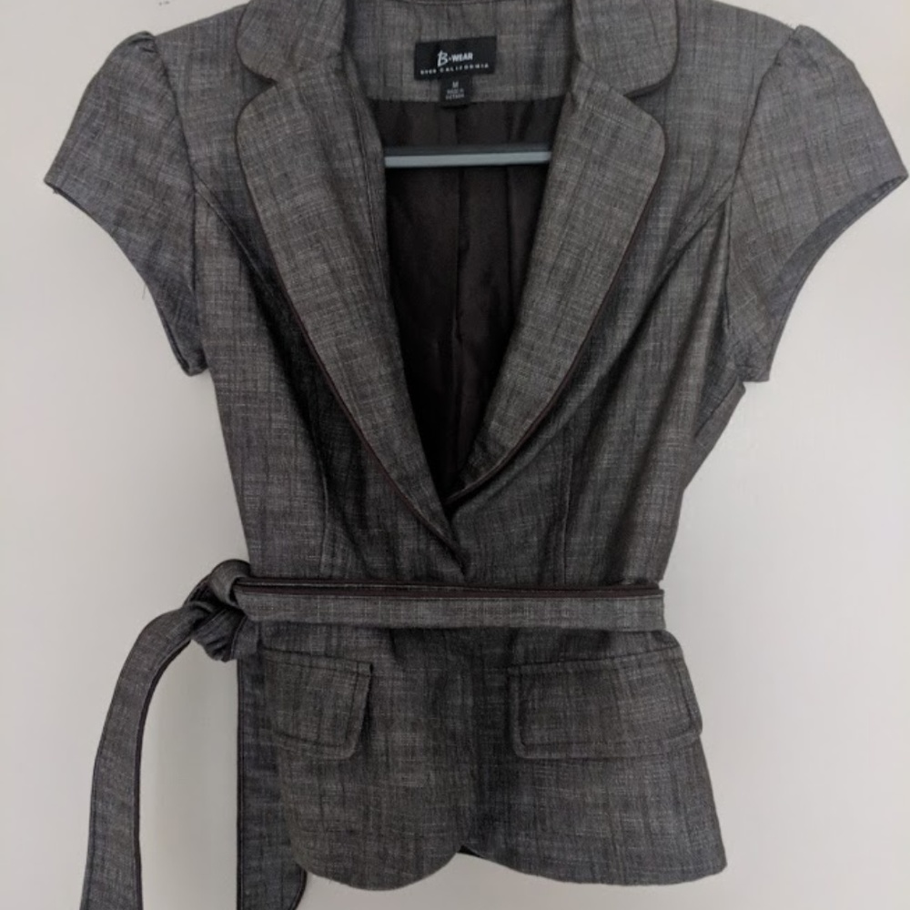 Cute Byer California Medium Short Sleeve Blazer